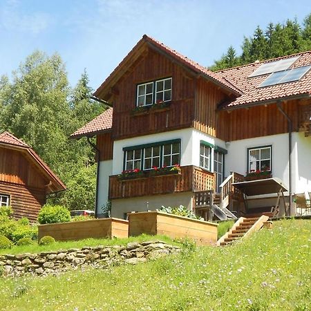 Die Kalsbergerin Ferienwohnung Fuer Geniesser Donnersbachwald Esterno foto