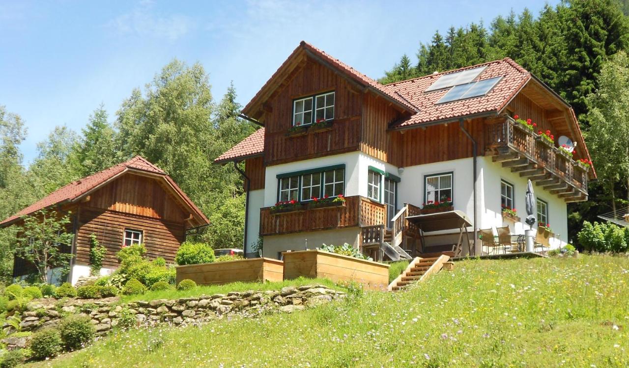 Die Kalsbergerin Ferienwohnung Fuer Geniesser Donnersbachwald Esterno foto